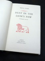 Dust in the Lion's Paw, Autobiography 1939–1946